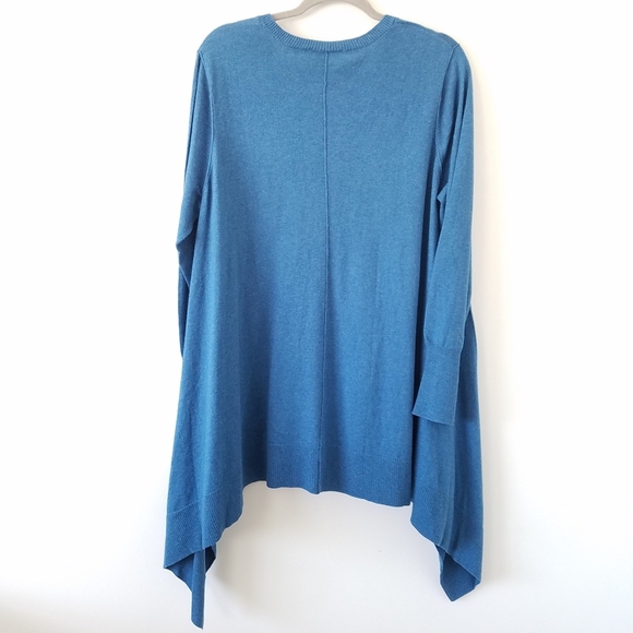 LOGO Lori Goldstein Cotton Cashmere V-neck Asymmetrical Sweater, 1X - Picture 3 of 9